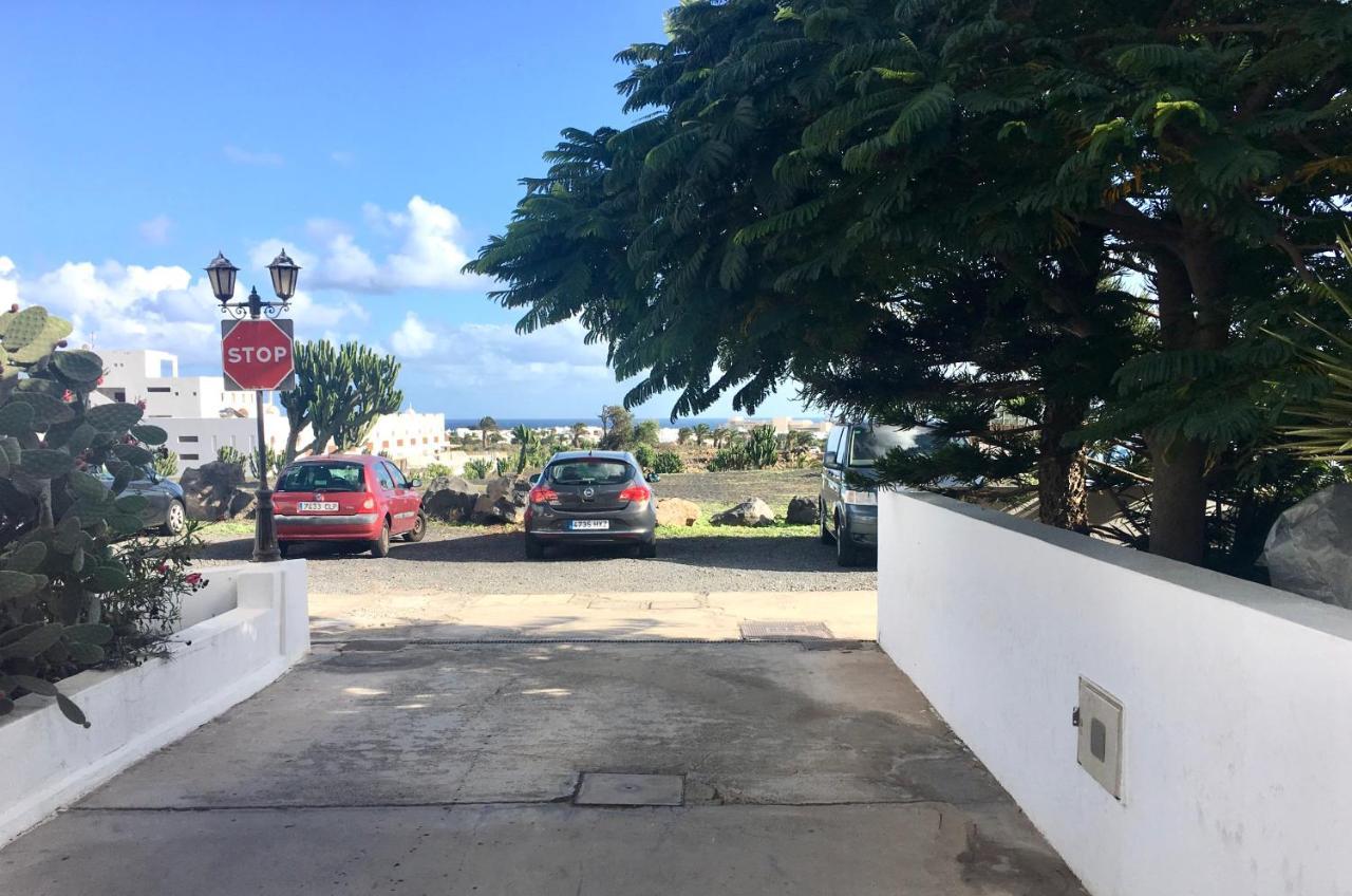 Duplex 3 Dormitorios Con Parking Privado Costa Teguise Eksteriør billede